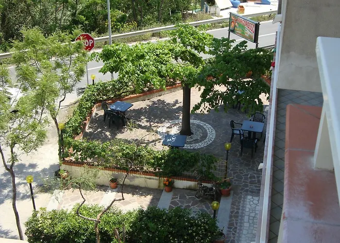 Holiday Borgorosso Guardavalle