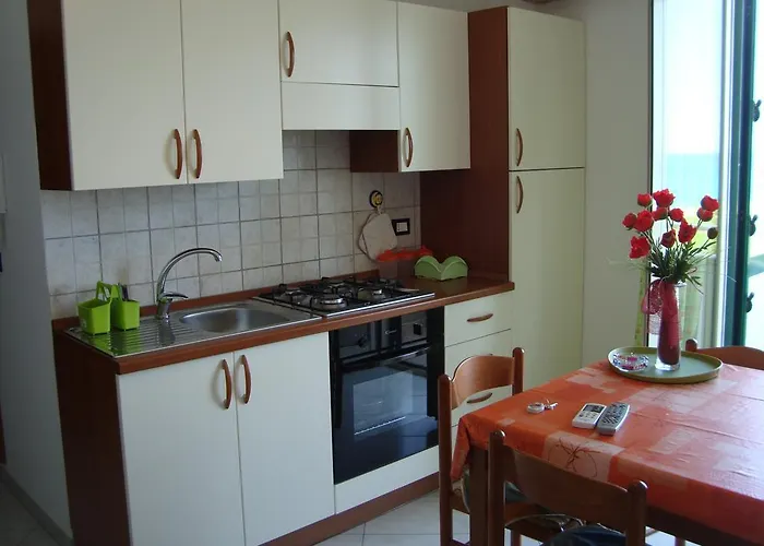 Holiday Borgorosso 度假居 *